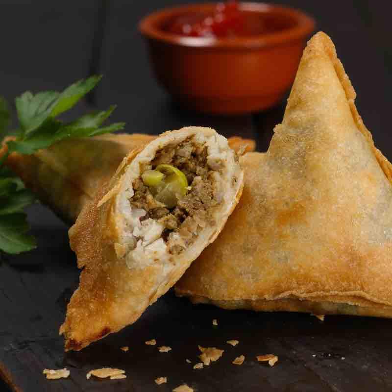 Beef Pastries (Samosas) - Safavid Style - LemonSalt