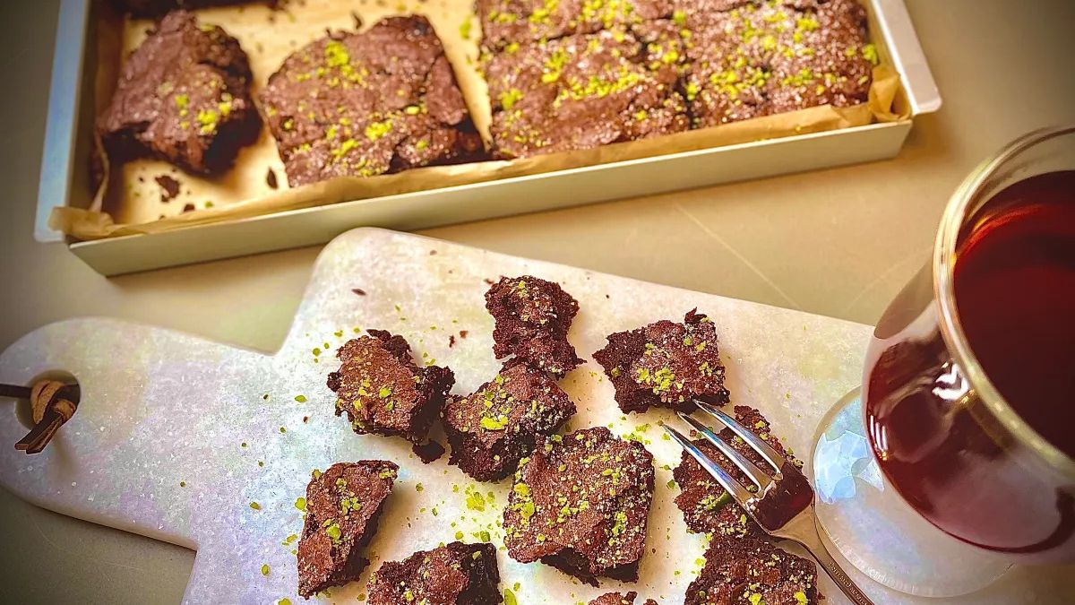 The Ultimate Cherry & Pistachio Brownies: A Luxardo Lover’s Dream