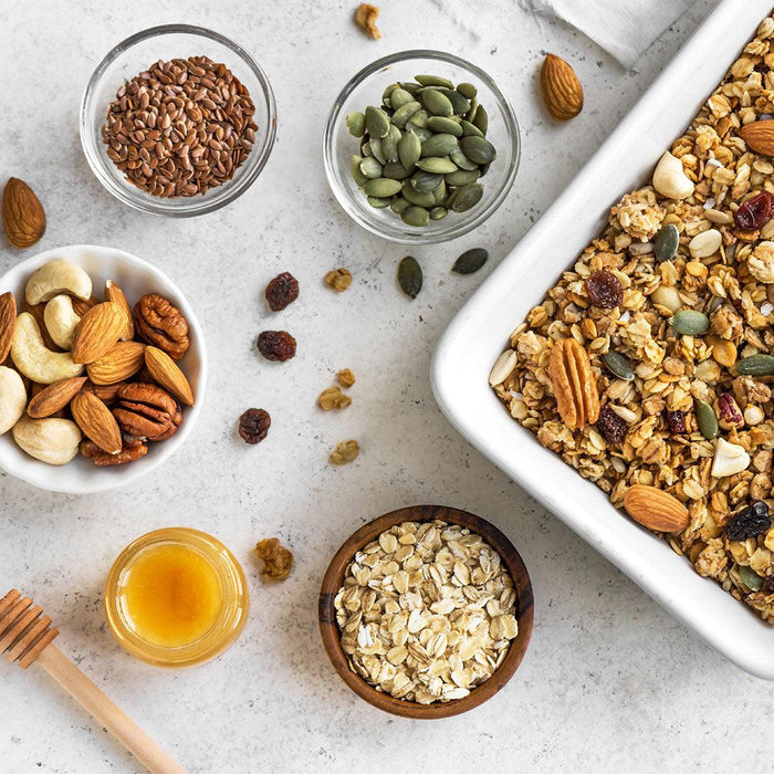Healthy Homemade Granola Recipe - LemonSalt