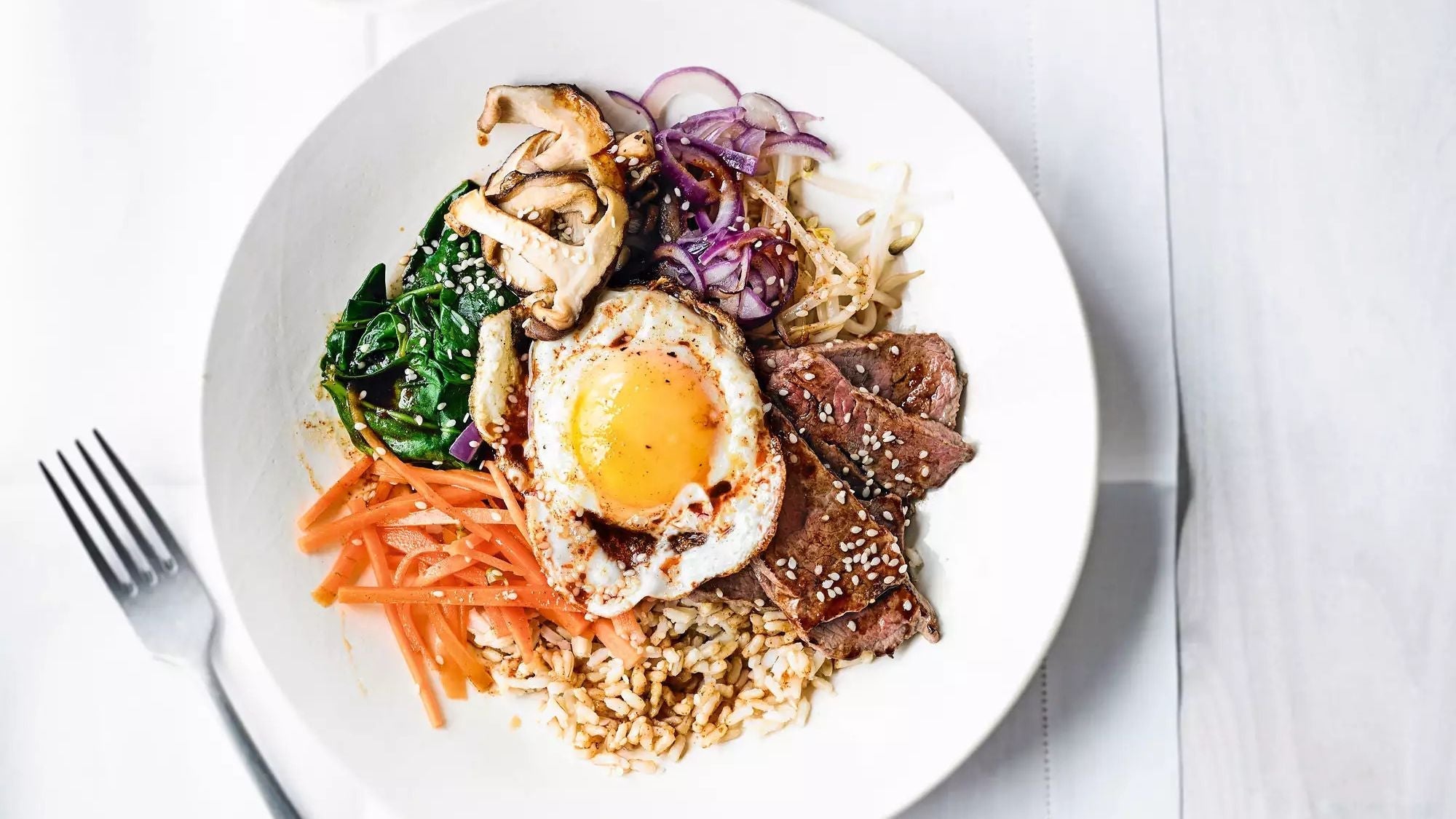 Korean Bibimbap Recipe: A Colourful Feast in a Bowl - LemonSalt