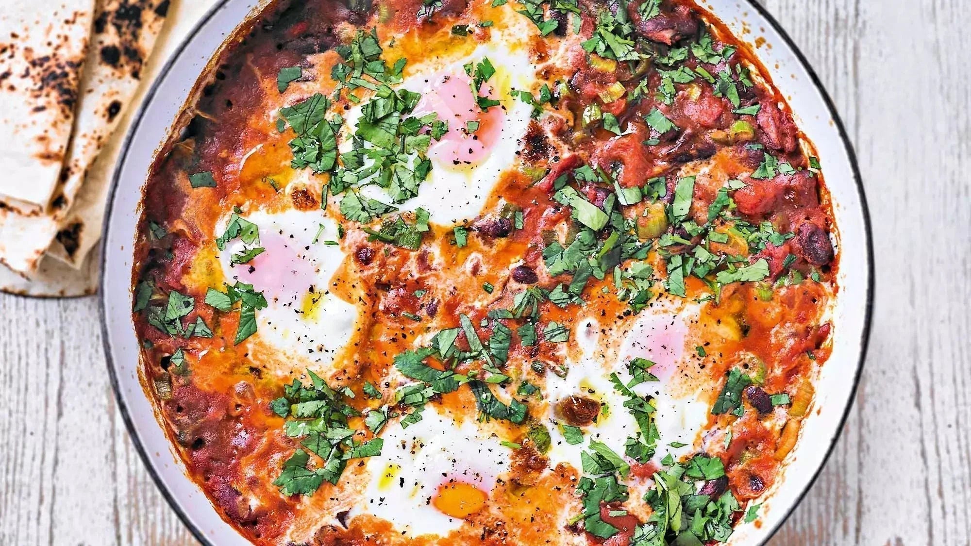 Wake Up to a Fiesta: Mexican-Style Eggs Recipe to Brighten Your Morning - LemonSalt