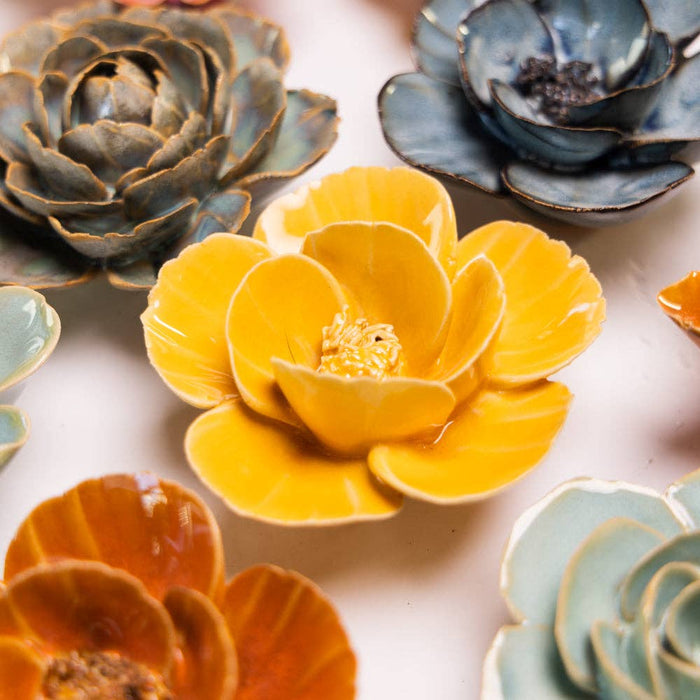 Chive - France Ceramic Flower Yellow Lotus