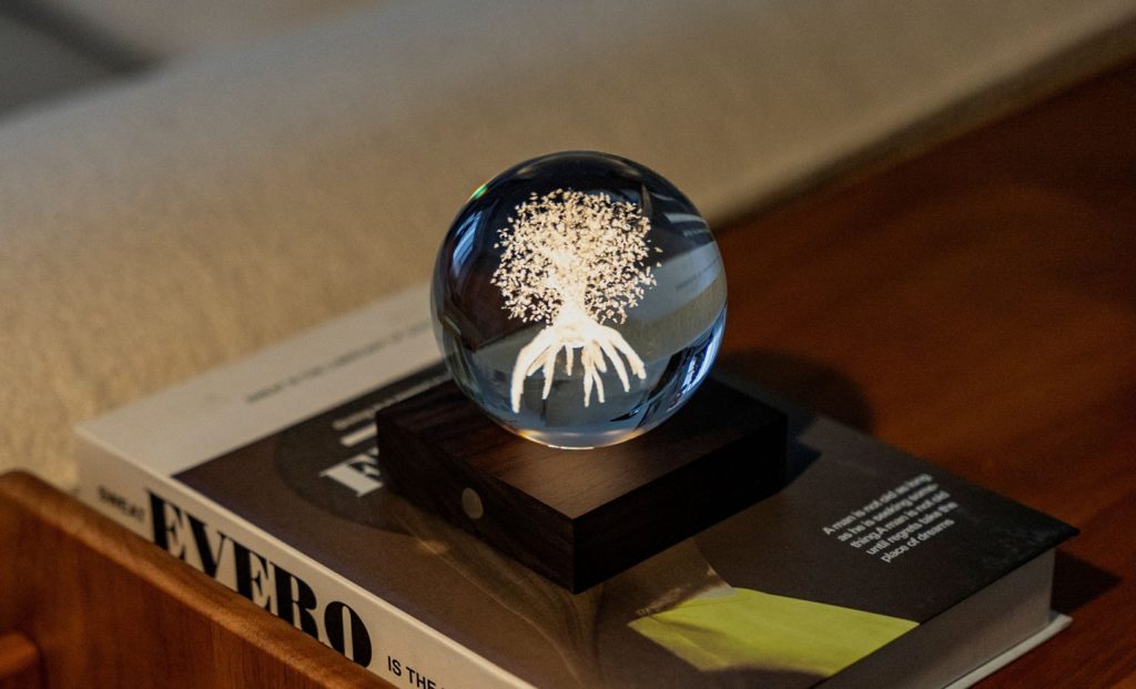 Gingko Amber Crystal Light - Tree of Life