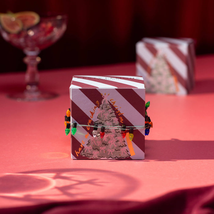 Zesty Lemons Sparkle Season: Cracking Christmas Tea Lights (Box of 2) - Fireside