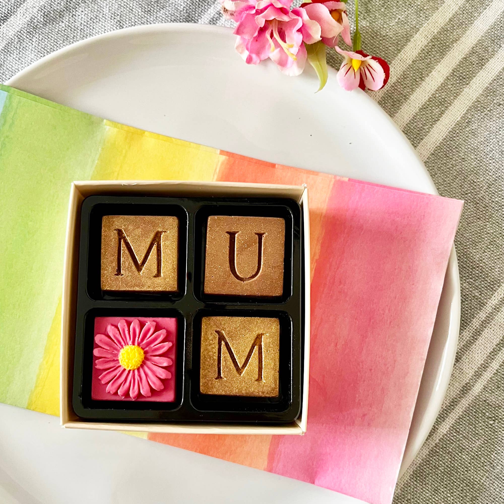 Choc on Choc - Mum Chocolate Box (45g)