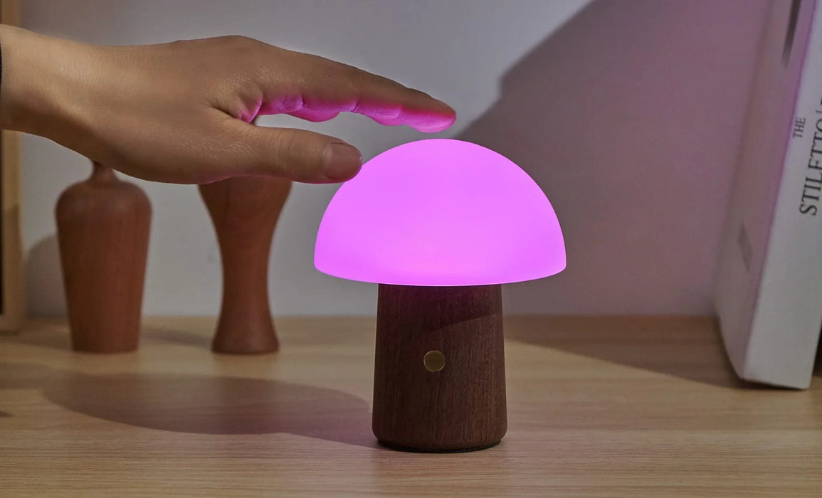 Gingko-Alice-Mushroom-Lamp_Mini19-2048x1241_b906452a-1c46-47e1-b0a5-dd79a6882ec4