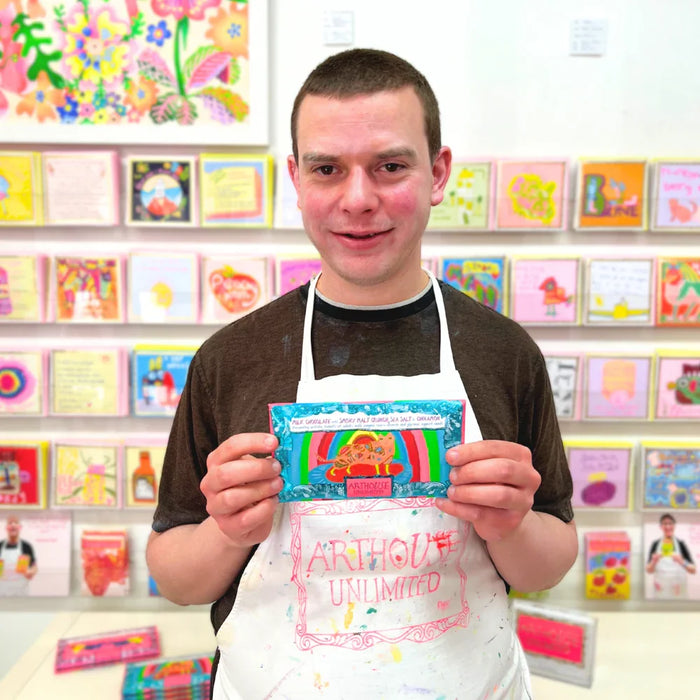 Arthouse Unlimited Milk Chocolate Bar with Smoky Malt Crunch, Sea Salt & Cinnamon - Rainbow Cat (85g)