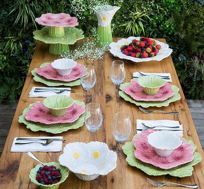 Bordallo Pinheiro Maria Flor, Fruit Plate Hollyhock (23cm)