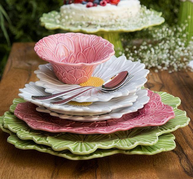 Bordallo Pinheiro Maria Flor, Fruit Plate Hollyhock (23cm)