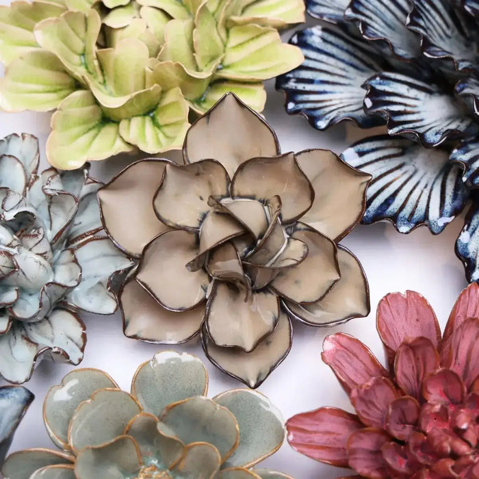 Chive Latte Ceramic Daffodil Flower