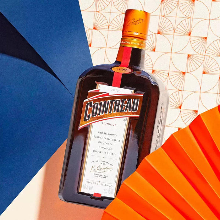 Buy Cointreau® Orange Liqueur Triple Sec (700ml) Online | UK Delivery ...