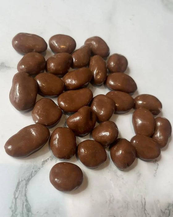 Forest Feast Belgian Milk Chocolate Jumbo Raisins (1kg) - LemonSalt