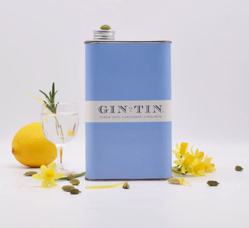 Gin-In-A-Tin-Gin-NO.2-Still-Life-WEB_0362cc0b-aaf4-4ef0-b46e-f06f2c938431