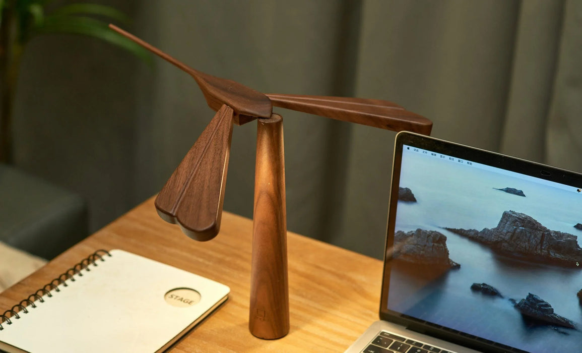 Gingko Dragonflight Balance Light - Walnut
