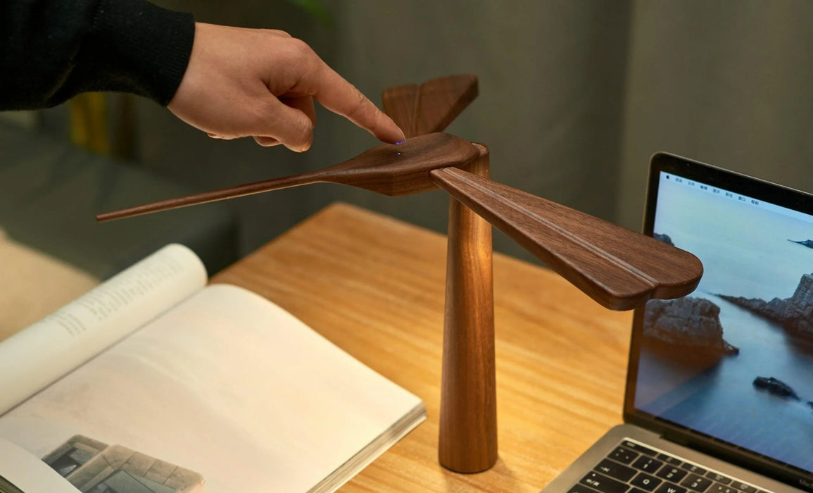 Gingko Dragonflight Balance Light - Walnut