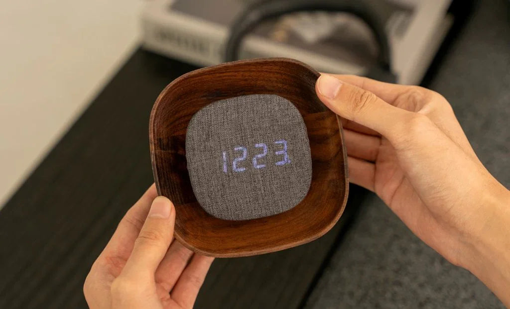 Gingko Lumos Clock - Square Walnut - LemonSalt