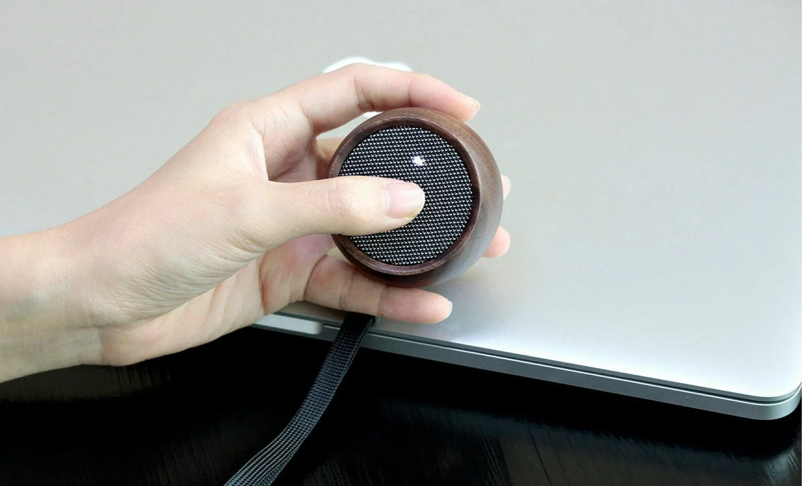 Gingko Tumbler Selfie Speaker - Walnut