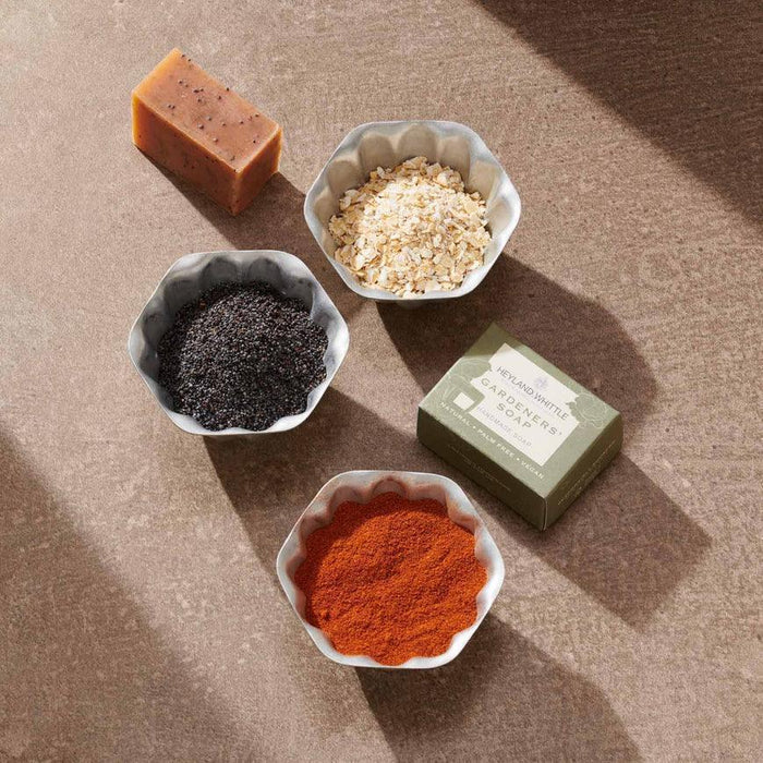 Heyland & Whittle Gardeners' Palm Free Mini Favour Soap (45g) - LemonSalt