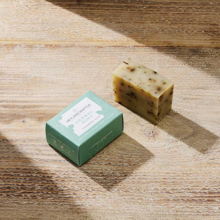 Heyland & Whittle Herbal Mint Palm Free Soap (45g) - LemonSalt