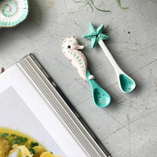 imgi_512_coral-seahorse-and-starfish-spoon-set-997495