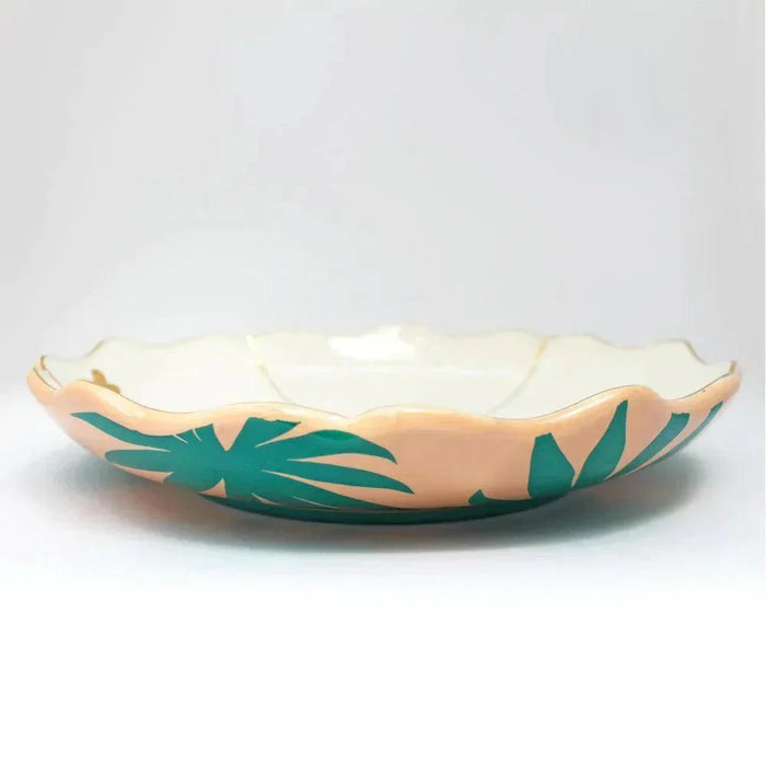 house-of-disaster-luxe-bee-plate-lemonsalt-50534_d8643b90-f8ec-46f7-ada1-5cfca22a6505