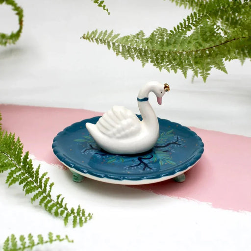 imgi_469_secret-garden-swan-trinket-dish-682118_e02975e3-8a48-4736-8fe3-fb8b30192238