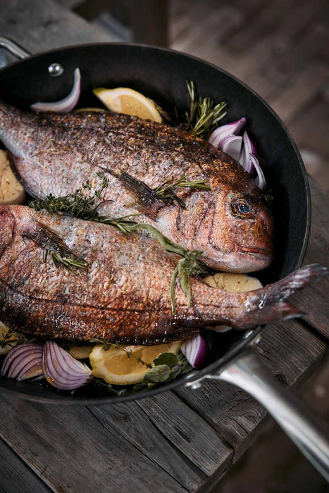 Skottsberg Cast Iron Wok (34cm)