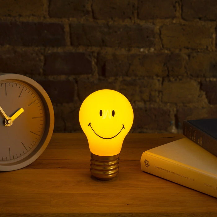Suck UK Cordless Smiley Lightbulb