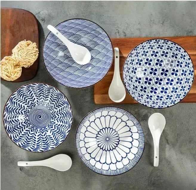 Signature Housewares Set of 4 Bowls with Spoons - Stoneware