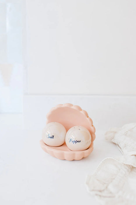 Yvonne Ellen Shell Salt and Pepper Shakers