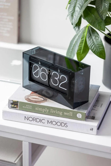 karlsson-table-clock-boxed-flip-acrylic-black-lemonsalt-98982_1938bd7c-70a9-4328-9bc6-4eb86acc3e25