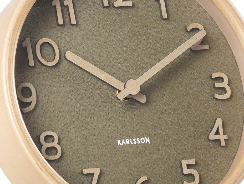 karlsson-table-clock-pure-wood-moss-green-lemonsalt-81073_add15686-2cd9-41c6-8af5-91711e90b03c