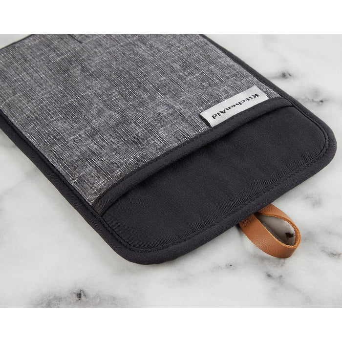 KitchenAid 4 Piece Oven Mitt & Pot Holder Set - Black - LemonSalt