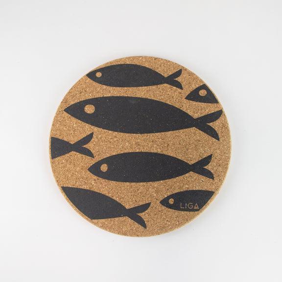 liga-cork-set-of-4-placemats-fish-grey-lemonsalt-1_8cf197c6-eb14-404f-91b7-cd631ceef300