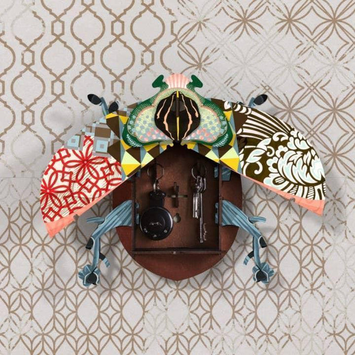 miho-beetle-with-hidden-storage-medium-john-lemonsalt-13804_67d0bcc8-b144-46ca-9237-69fe828f3d18