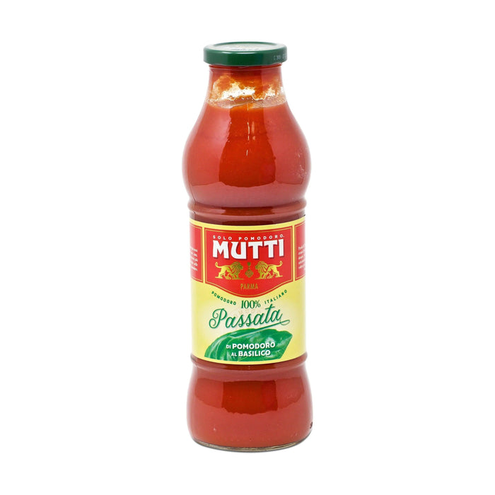 Mutti Passata Tomato Puree with Basil (700ml)