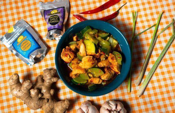 Seasoned Pioneers Smoked Garlic Powder (50g) - LemonSalt