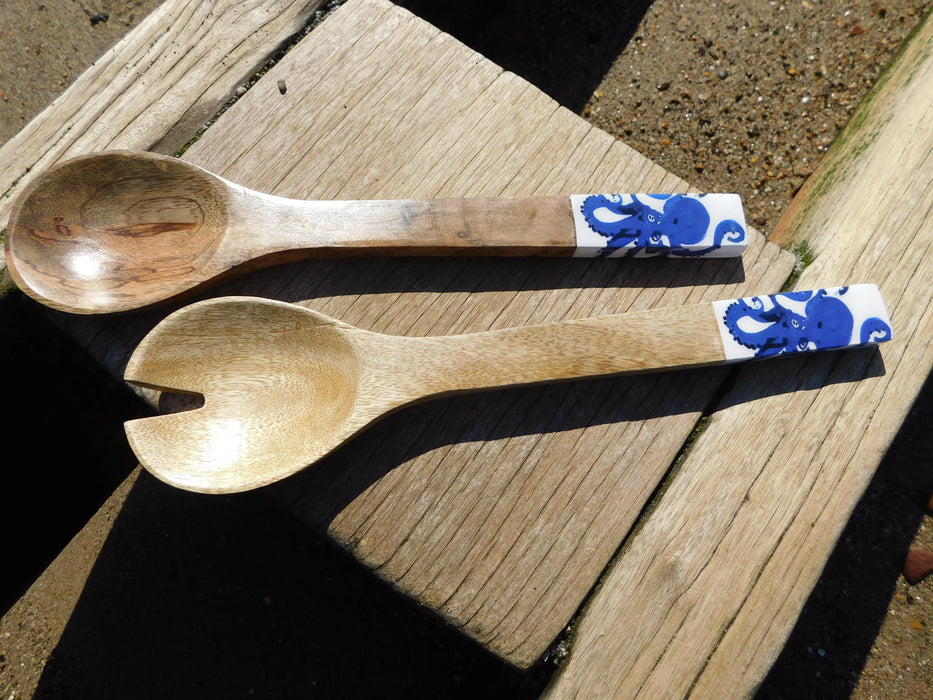 shoeless-joe-octopus-wooden-salad-servers-lemonsalt-39879_74cc12f5-84ab-4960-8017-98cc043a3df1