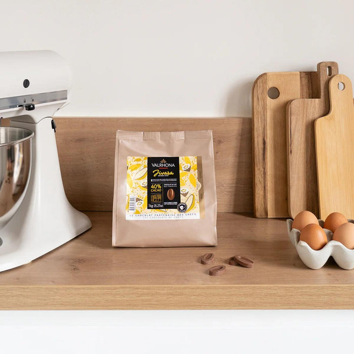 valrhona-jivara-lactee-40percent-grand-cru-milk-chocolate-chips-1kg-lemonsalt-88368